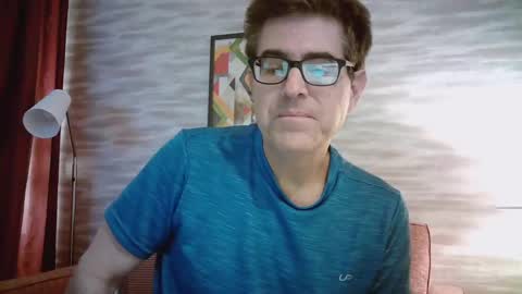 Snapshot of mikewulds chatting on January 31, 1:02 pm Mike online show from January 31, 1:02 pm