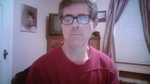 Snapshot of mikewulds chatting on February 12, 12:48 am Mike online show from February 12, 12:48 am