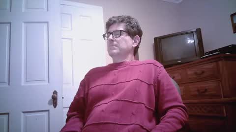 Snapshot of mikewulds chatting on February 28, 12:32 am Mike online show from February 28, 12:32 am