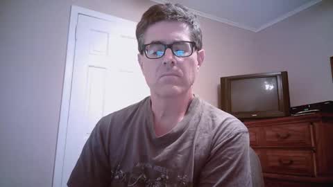 Snapshot of mikewulds chatting on September 26, 2:37 am Mike online show from September 26, 2:37 am