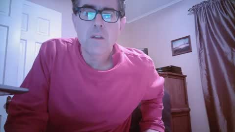 Snapshot of mikewulds chatting on October 9, 11:14 pm Mike online show from October 9, 11:14 pm