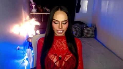 Snapshot of mikeyalawi03 chatting on July 6, 3:03 am Mistress MikeyAlawi online show from July 6, 3:03 am