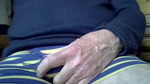 mikeybed online show from December 18, 12:18 pm