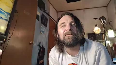 Snapshot of mikeylikesit38 chatting on December 18, 9:29 pm Mikey online show from December 18, 9:29 pm