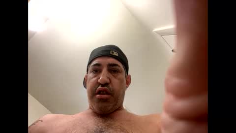 Snapshot of mikeymeatballs chatting on May 2, 6:24 pm mikeymeatballs online show from May 2, 6:24 pm