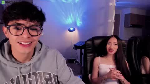 VIOLETAMIKE online show from February 20, 9:43 am