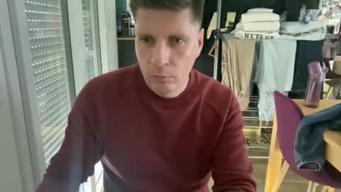 Snapshot of miklp8463 chatting on March 17, 12:19 pm miklp8463 online show from March 17, 12:19 pm