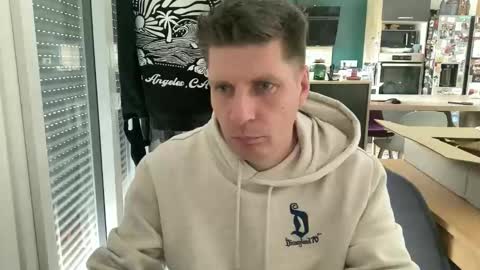 Snapshot of miklp8463 chatting on March 26, 1:28 pm miklp8463 online show from March 26, 1:28 pm