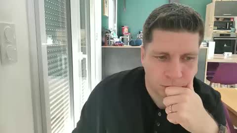 Snapshot of miklp8463 chatting on March 31, 8:48 am miklp8463 online show from March 31, 8:48 am