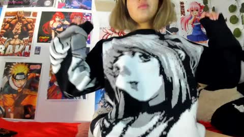 Snapshot of miku_katsuragi chatting on January 9, 3:36 am miku katsuragi online show from January 9, 3:36 am