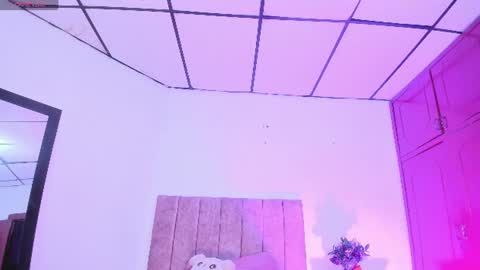 Snapshot of mila_1wood chatting on July 29, 10:24 am mila_1wood online show from July 29, 10:24 am