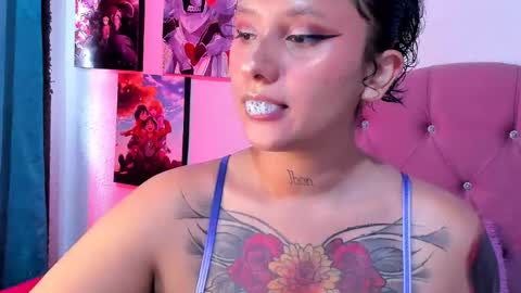 Snapshot of mila_nixon01 chatting on April 18, 4:33 pm MILA online show from April 18, 4:33 pm