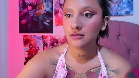Snapshot of mila_nixon01 chatting on August 2, 2:43 am MILA online show from August 2, 2:43 am