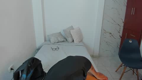 Snapshot of mila_rose1 chatting on March 4, 2:50 am martina online show from March 4, 2:50 am