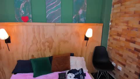 Mila and samy online show from October 8, 12:14 pm