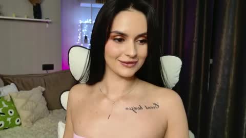 Snapshot of milaasweety chatting on May 16, 7:45 pm Mila online show from May 16, 7:45 pm