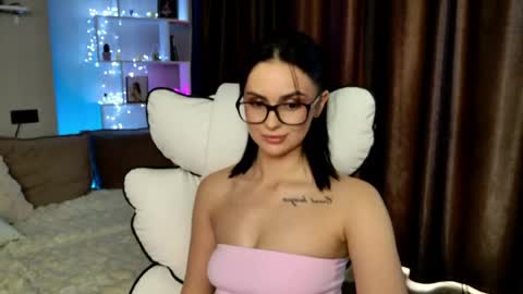 Snapshot of milaasweety chatting on May 21, 2:02 pm Mila online show from May 21, 2:02 pm
