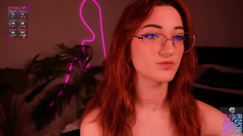 Snapshot of milaflameee_ chatting on June 11, 4:05 pm Mila . online show from June 11, 4:05 pm