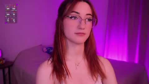 Snapshot of milaflameee_ chatting on June 27, 3:06 pm Mila . online show from June 27, 3:06 pm