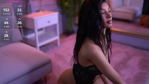 Snapshot of milakade chatting on May 20, 7:31 pm Mila online show from May 20, 7:31 pm