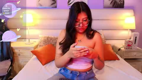 milan_sweetie online show from May 28, 9:34 pm
