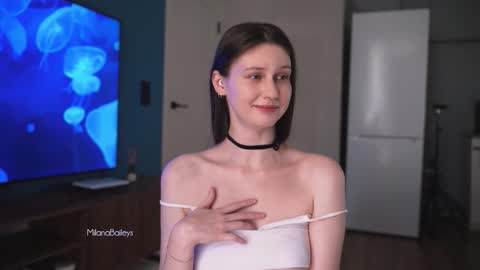 Snapshot of milanabaileys chatting on September 30, 1:16 pm Milana   online show from September 30, 1:16 pm