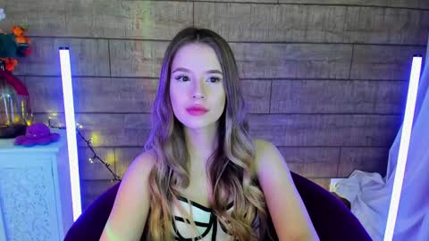 MilanaBalmain online show from March 11, 4:43 am