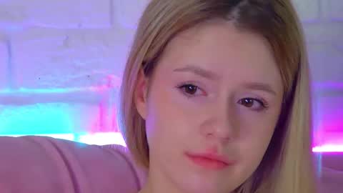 MilanaBalmain online show from March 14, 4:51 am