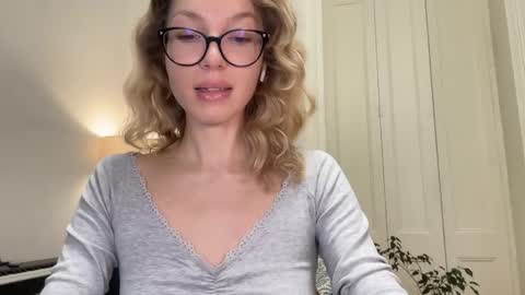 Mila online show from October 23, 4:06 pm