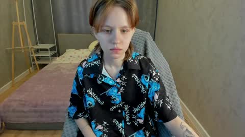 Snapshot of milena_milyan chatting on April 12, 12:59 am Milena online show from April 12, 12:59 am