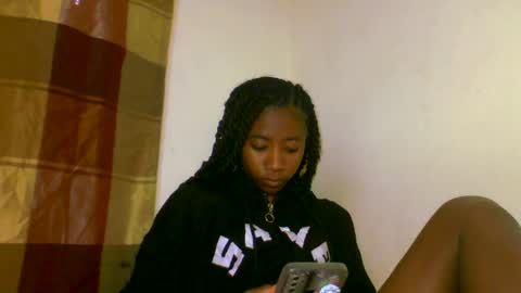 Snapshot of milennah chatting on July 20, 10:39 am milennah online show from July 20, 10:39 am