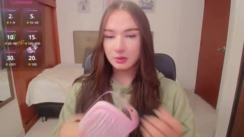 Snapshot of miley_baker chatting on October 8, 2:25 pm Miley online show from October 8, 2:25 pm