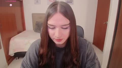 Snapshot of miley_baker chatting on November 20, 3:12 pm Miley online show from November 20, 3:12 pm