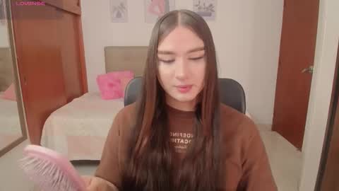 Snapshot of miley_baker chatting on November 27, 2:41 pm Miley online show from November 27, 2:41 pm