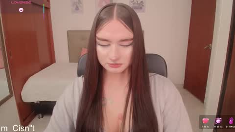 Snapshot of miley_baker chatting on January 19, 2:43 pm Miley online show from January 19, 2:43 pm