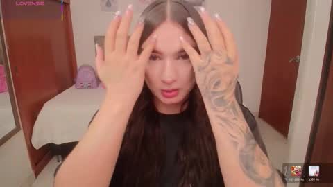 Snapshot of miley_baker chatting on February 4, 1:17 pm Miley online show from February 4, 1:17 pm