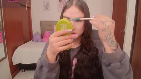 Snapshot of miley_baker chatting on February 7, 1:37 pm Miley online show from February 7, 1:37 pm