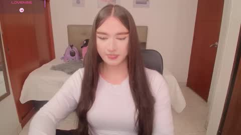 Snapshot of miley_baker chatting on February 23, 4:04 pm Miley online show from February 23, 4:04 pm