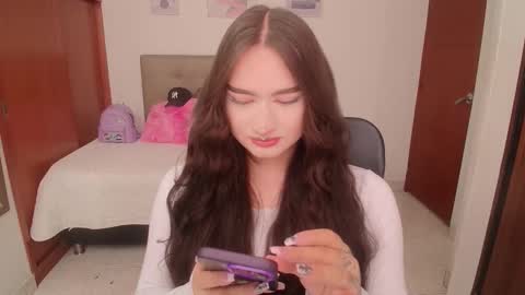 Snapshot of miley_baker chatting on March 3, 3:29 pm Miley online show from March 3, 3:29 pm