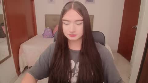 Miley online show from March 10, 3:28 pm