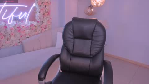 Miley Cruz  IG miley model23 online show from December 5, 3:15 am