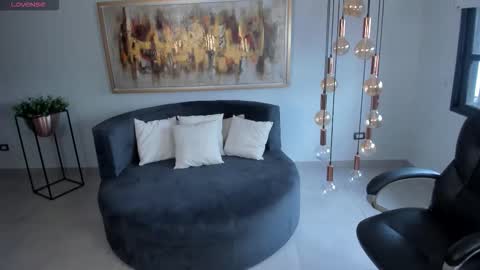 Miley Cruz  IG miley model23 online show from December 13, 8:14 pm