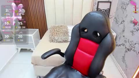 MILEY online show from January 9, 12:19 pm