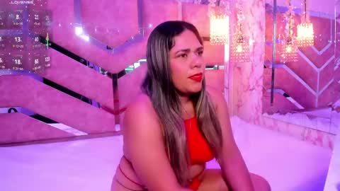 Snapshot of milfaurora_ chatting on May 29, 8:40 pm Aurora online show from May 29, 8:40 pm