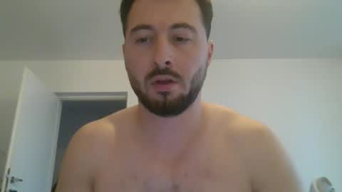 Snapshot of milfflover32 chatting on October 5, 3:32 pm milfflover32 online show from October 5, 3:32 pm