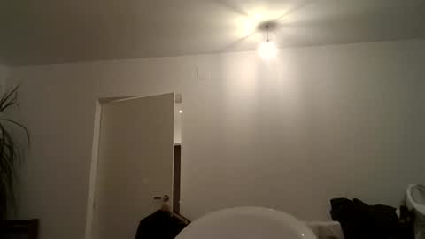 Snapshot of milfflover32 chatting on February 1, 5:33 pm milfflover32 online show from February 1, 5:33 pm