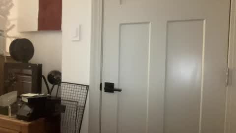 HungCollege online show from December 22, 1:00 pm