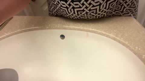 Snapshot of milfymia73 chatting on October 20, 2:34 am Mia online show from October 20, 2:34 am