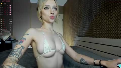 Snapshot of milinamarvelous chatting on July 17, 10:36 pm Mila 3 aka Deepthroat World Champion online show from July 17, 10:36 pm