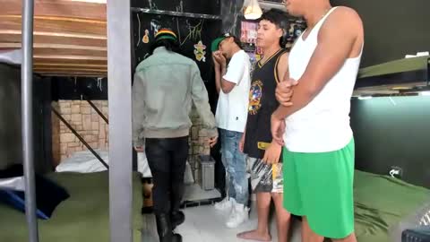 Military room online show from October 24, 7:43 pm